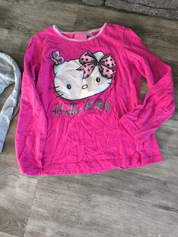 Dívčí tričko od pyžama vel. 134 - 3