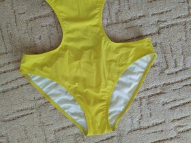 Dámské jednodílné plavky Bonprix 46 (3XL) - 3