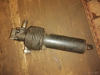 Prodám  náhradní díly na DESTA DVHM 2522-3222LX: Diferenciál - 3