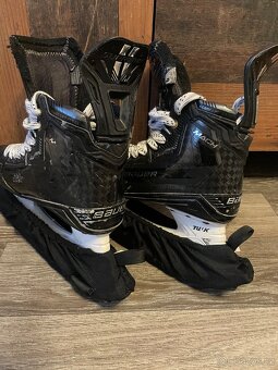 Prodám brusle Bauer supreme mach - 3