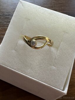Zlatý dámský prsten - 3