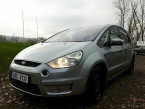 Ford S-MAX 2.0i 107Kw Titanium ,odp. DPH, 7 míst - 3