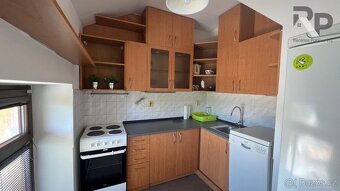 Pronájem podkrovního bytu 2+kk v Jihlavě. - 3