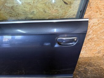 NASTROJENÉ LEVÉ PŘEDNÍ DVEŘE AUDI A6 4F LZ7Q - 3
