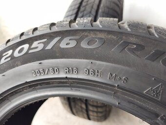 205/60 r16 zimní pneumatiky Pirelli 7,5-8mm - 3