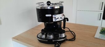 Kávovar De Longhi - 3