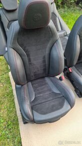 Alfa Romeo Stelvio Qv el, sedačky - 3