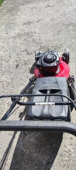 Motorova sekačka s pojezdem - 3