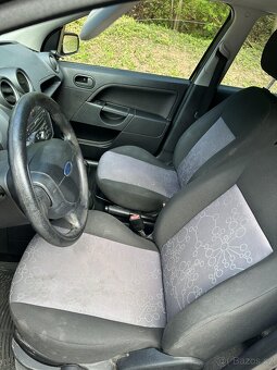 Ford Fiesta 1,4 59kW benzín rok 2007 - 3