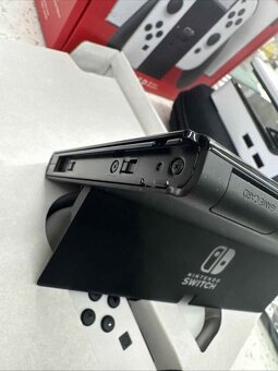 Nintendo SWITCH OLED - 3