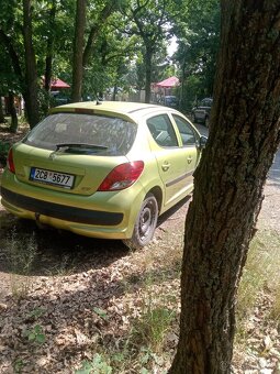 peugeot 207 1.4 benzín - 3