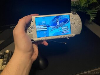 PSP 2000 - 3