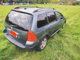 P 307, 1.6 benzín , 170 tis km, po rozvodech - 3