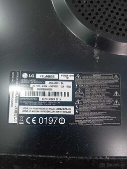 Prodám TV LG 47LA660S funkční - 3