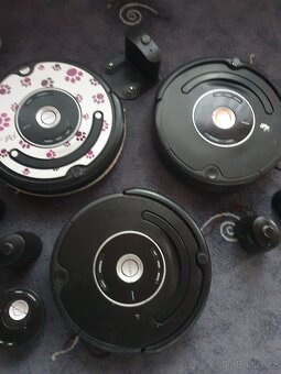 3 x Irobot Roomba - 3