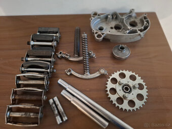 Prodám soubor dílů a motor na Stadiona S11 po GO - 3