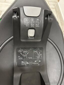 Základna pro autosedačku Cybex Base G - 3