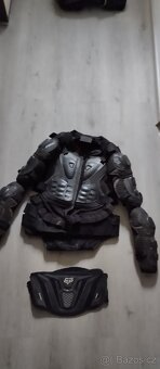 Oblečeni na motokros - 3