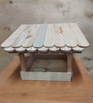 Krmítko pro ptaky - 3