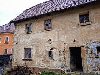Prodej rodinného domu před rekonstrukcí v obci Víska, s poze - 3
