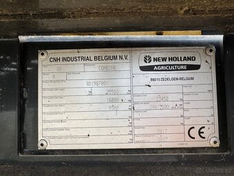NEW HOLLAND CR9.80 Track + MacDon FD 135: - 3