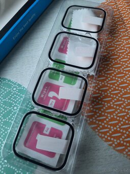 4x ochranné sklo/ ochrana Apple Watch Series 7/Series 8 - 3