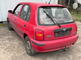 Nissan Micra K11 na náhradní díly - 3