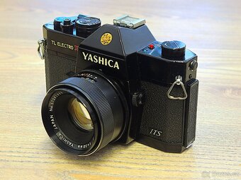Yashica TL Electro X ITS + Yashinon DX 50/1.7 (M42 závit) - 3