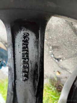 Octavia 3 alu kola 205/55R 16 - 3