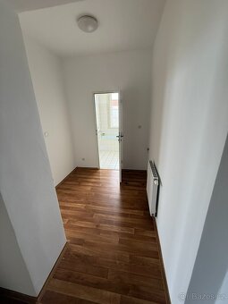 Pronájem městského bytu 2+kk (50,45 m²) – Louny, Husova 1071 - 3