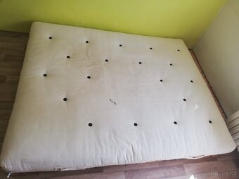 Futon - 3