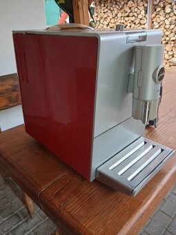 Jura Ena 7 - 3