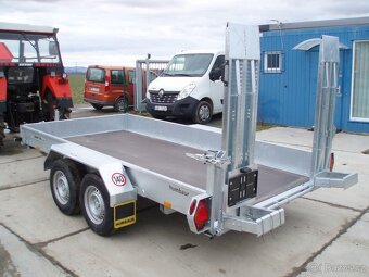 Prodám přívěs HUMBAUR HS 353718 - 3