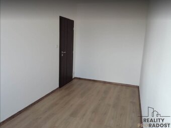 Prodej, byt 2+1, 48 m2, OV, Charvátská Nová Ves, Břeclav - 3