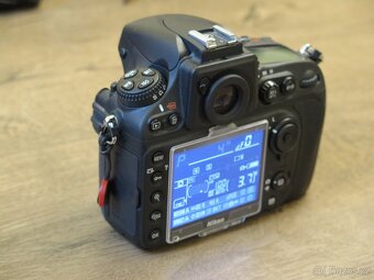 Nikon D800 tělo - nafoceno 2820 fotek - 3