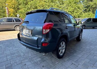 Toyota Rav4 2.0 VVT-i Automat 4x4 benzín automat 112 kw - 3