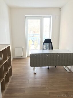 Prodám vybavení kanceláře - 3