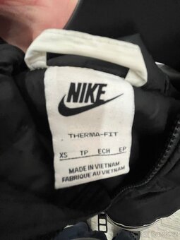 Zimní bunda Nike - 3