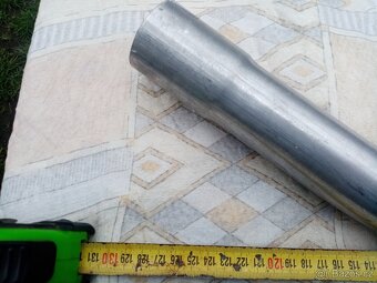 nový zadní tlumič výfuku na Renault - 3