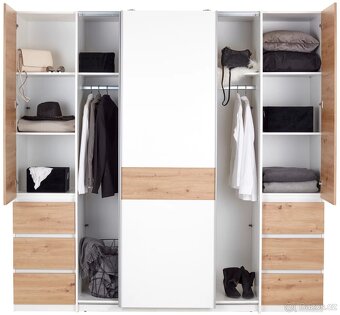 Šatní skříň - 3