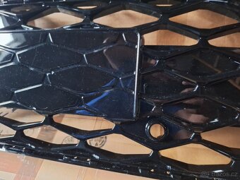 Mřížka nárazníku Seat Ateca Cupra - nová - 3