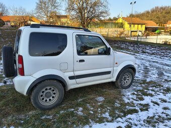 Suzuki Jimny 1,3, 63 kW, 2011 - 3