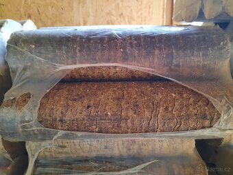 Dřevěné brikety - 3