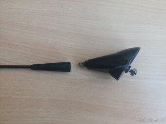 Střešní anténa na auto - 3