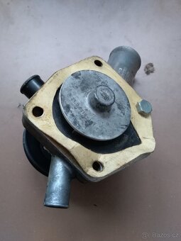 Vodní pumpa Škoda 100,  105, 120 - 3