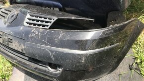 Renault Mégane přední naraznik - 3