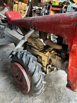 Malotraktor TJ-5 s valníkem - 3