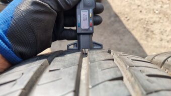 Letní pneu 225/65/16c Michelin - 3