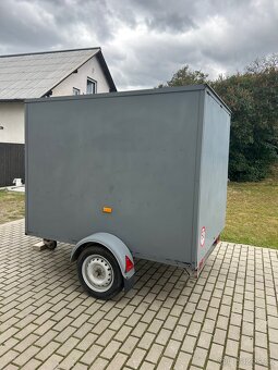 Přívěsný vozík skříňový - 3