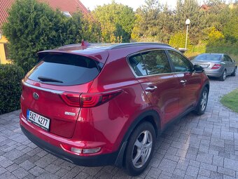 Kia SPORTAGE červená-metalíza 1.7 CRDi 4x2 104kw (2017) - 3